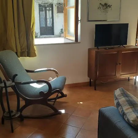 Apartment Linati's *